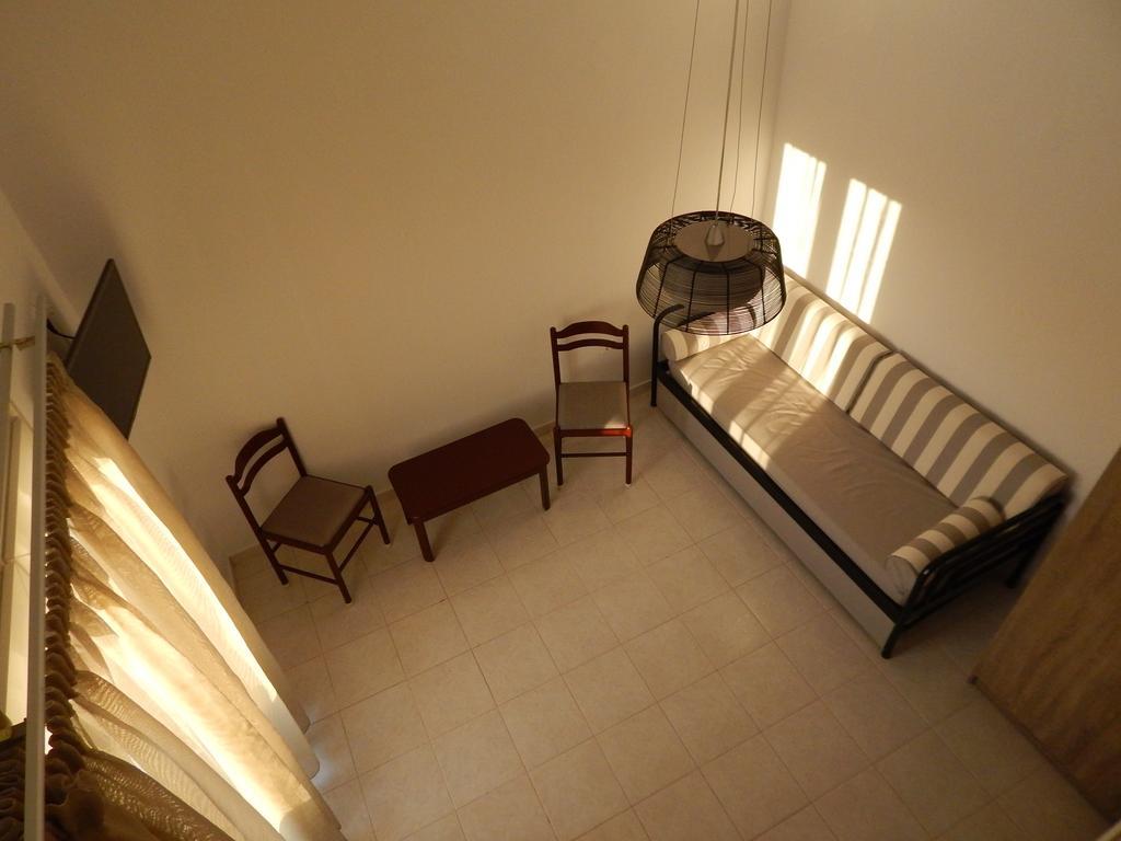 קרפאטוס Epiphany Apartments חדר תמונה