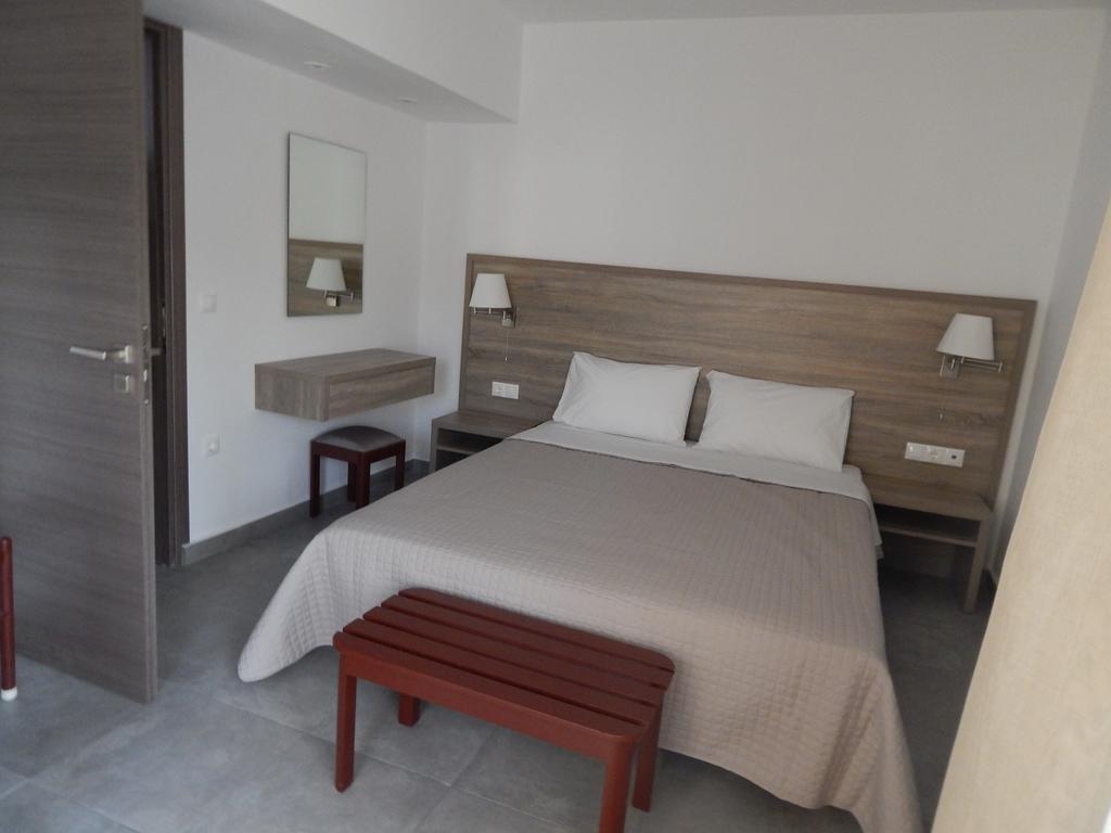 קרפאטוס Epiphany Apartments חדר תמונה